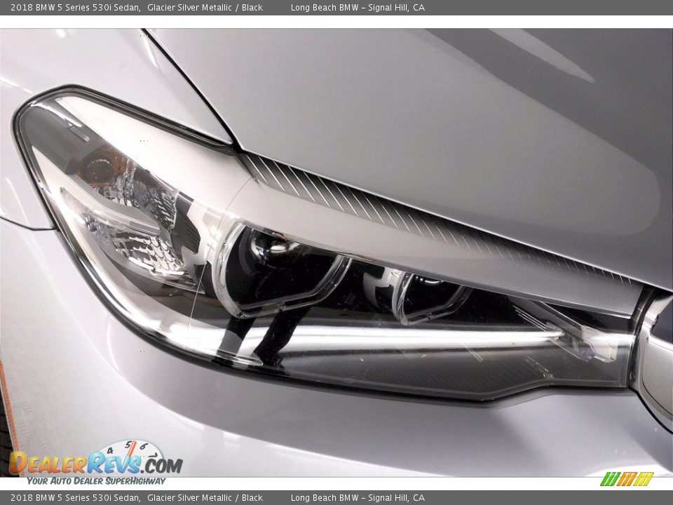 2018 BMW 5 Series 530i Sedan Glacier Silver Metallic / Black Photo #26