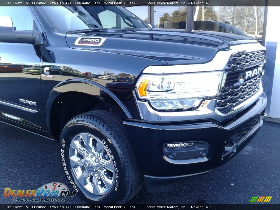 2020 Ram 3500 Limited Crew Cab 4x4 Diamond Black Crystal Pearl / Black Photo #13