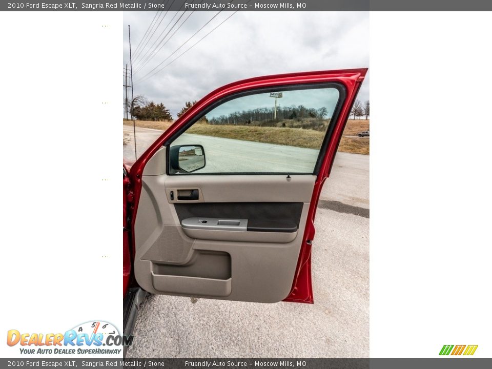 2010 Ford Escape XLT Sangria Red Metallic / Stone Photo #26