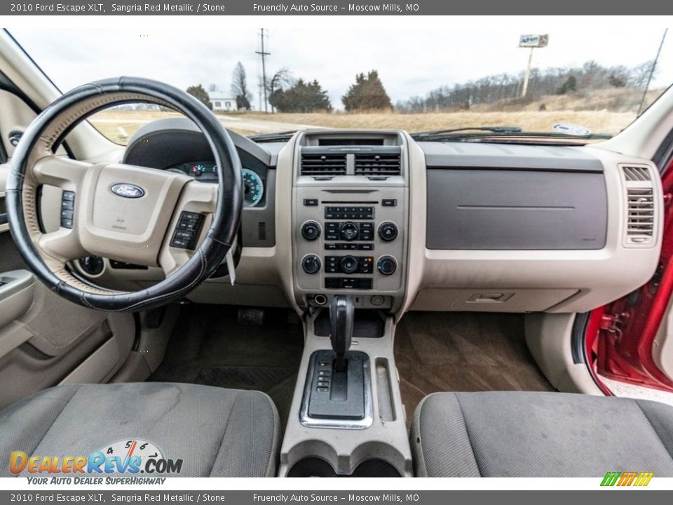 2010 Ford Escape XLT Sangria Red Metallic / Stone Photo #30