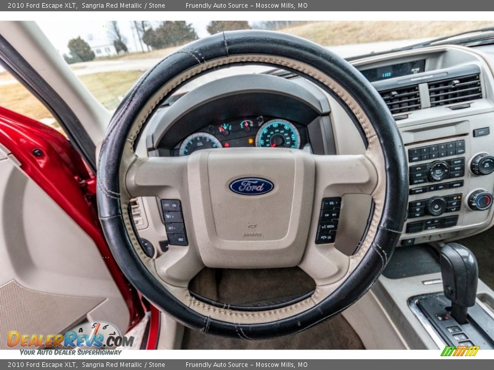 2010 Ford Escape XLT Sangria Red Metallic / Stone Photo #32