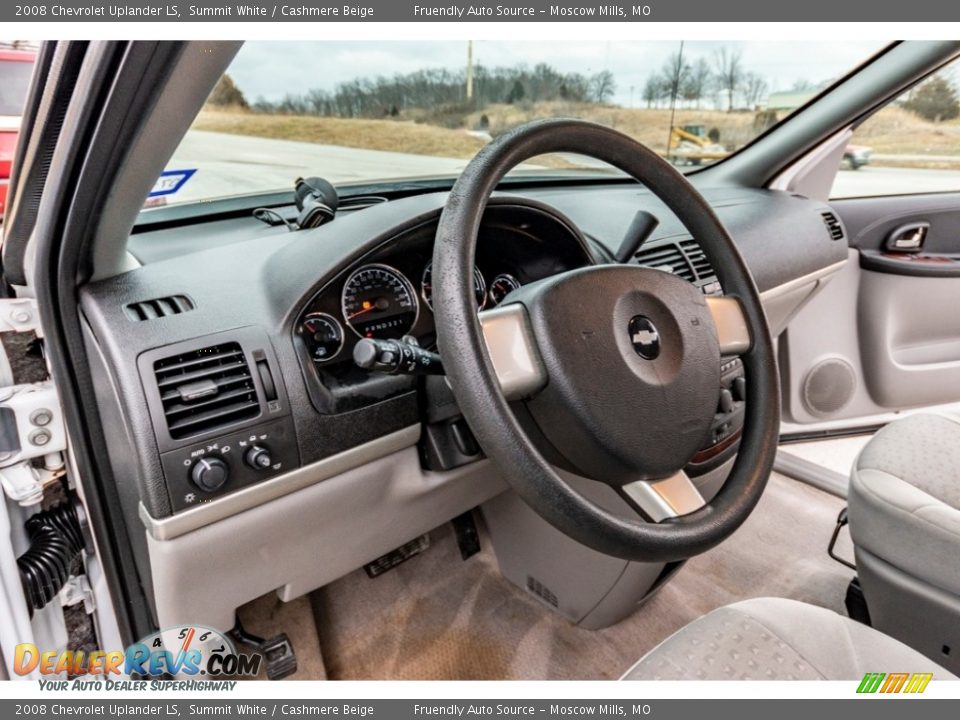 2008 Chevrolet Uplander LS Summit White / Cashmere Beige Photo #19