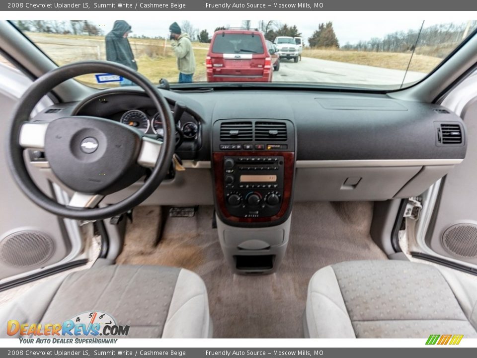 2008 Chevrolet Uplander LS Summit White / Cashmere Beige Photo #29