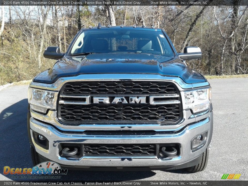 2020 Ram 4500 Tradesman Crew Cab 4x4 Chassis Patriot Blue Pearl / Black/Diesel Gray Photo #3