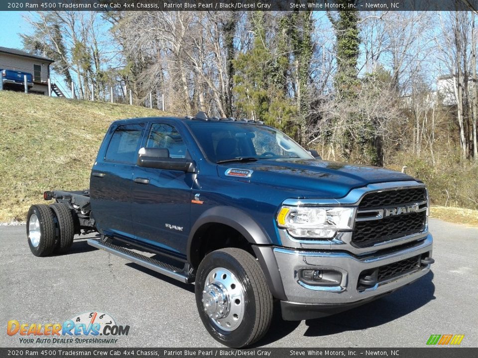 2020 Ram 4500 Tradesman Crew Cab 4x4 Chassis Patriot Blue Pearl / Black/Diesel Gray Photo #4