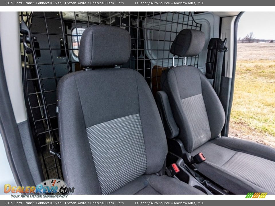 2015 Ford Transit Connect XL Van Frozen White / Charcoal Black Cloth Photo #31