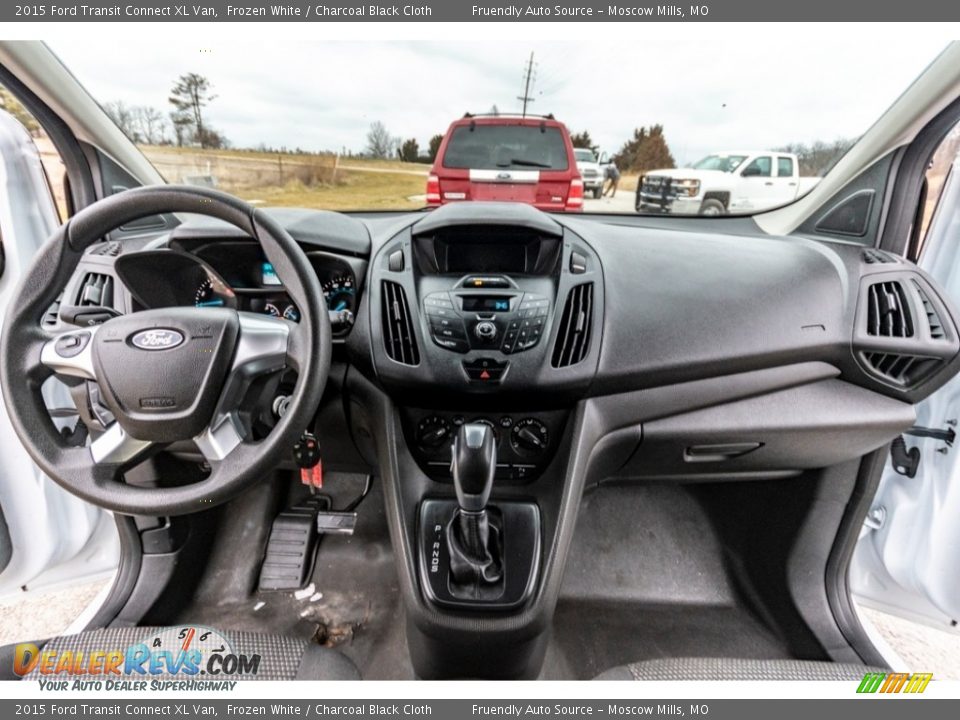 2015 Ford Transit Connect XL Van Frozen White / Charcoal Black Cloth Photo #32