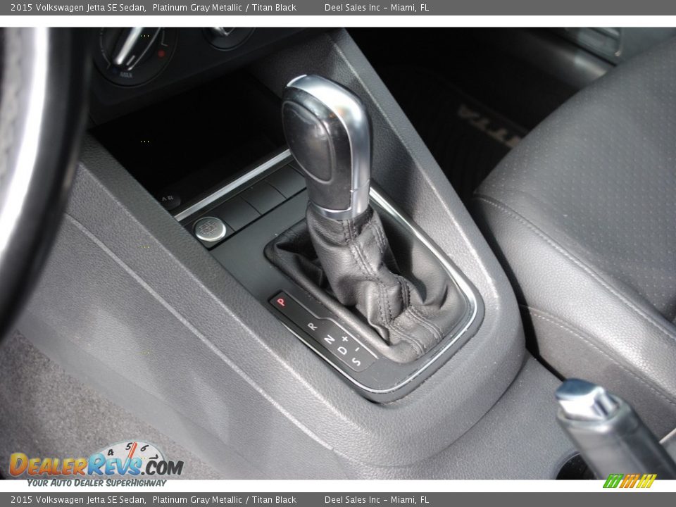 2015 Volkswagen Jetta SE Sedan Shifter Photo #13