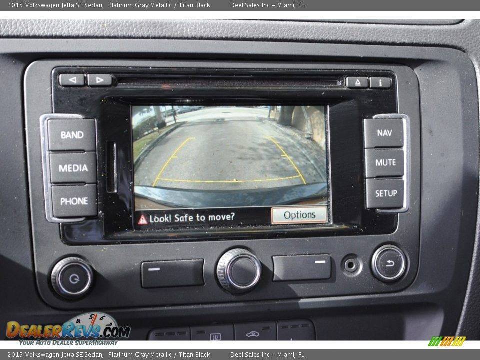 Controls of 2015 Volkswagen Jetta SE Sedan Photo #15