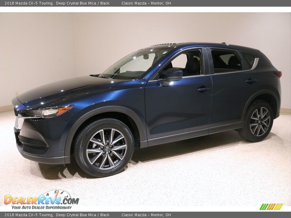 Front 3/4 View of 2018 Mazda CX-5 Touring Photo #3