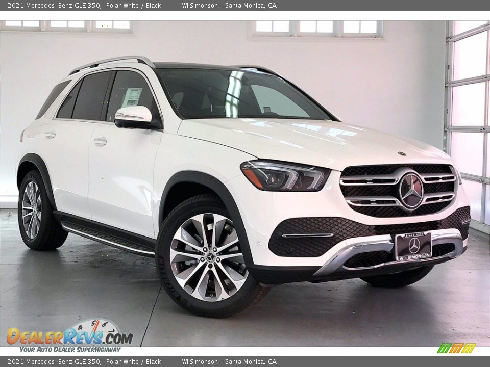 Front 3/4 View of 2021 Mercedes-Benz GLE 350 Photo #12