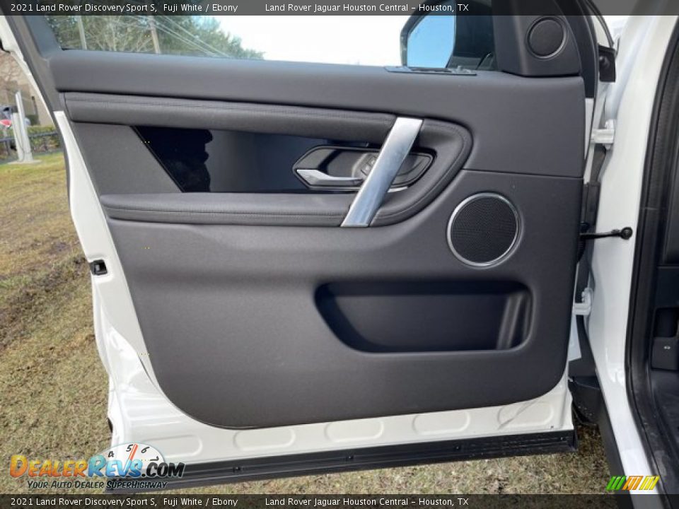 Door Panel of 2021 Land Rover Discovery Sport S Photo #12