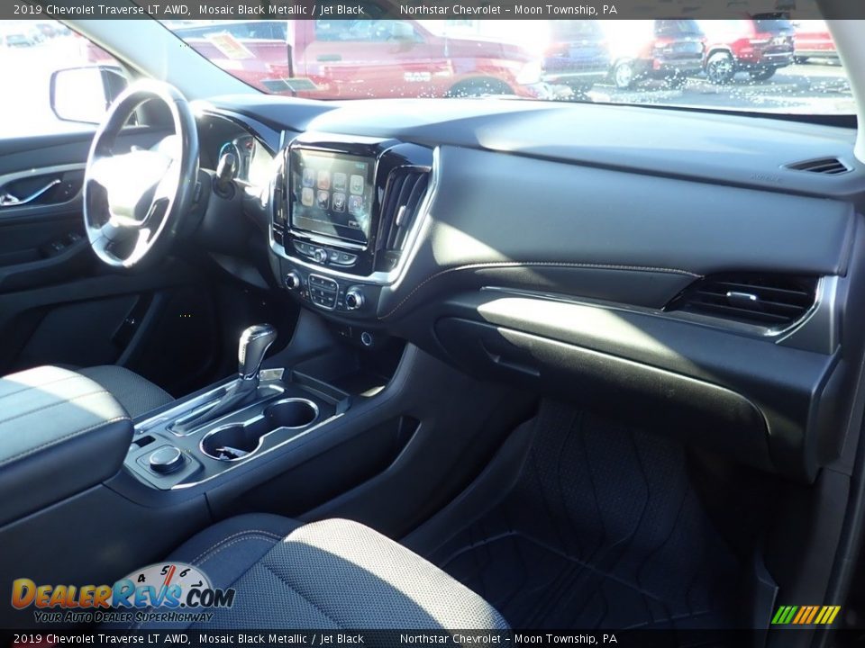 2019 Chevrolet Traverse LT AWD Mosaic Black Metallic / Jet Black Photo #15