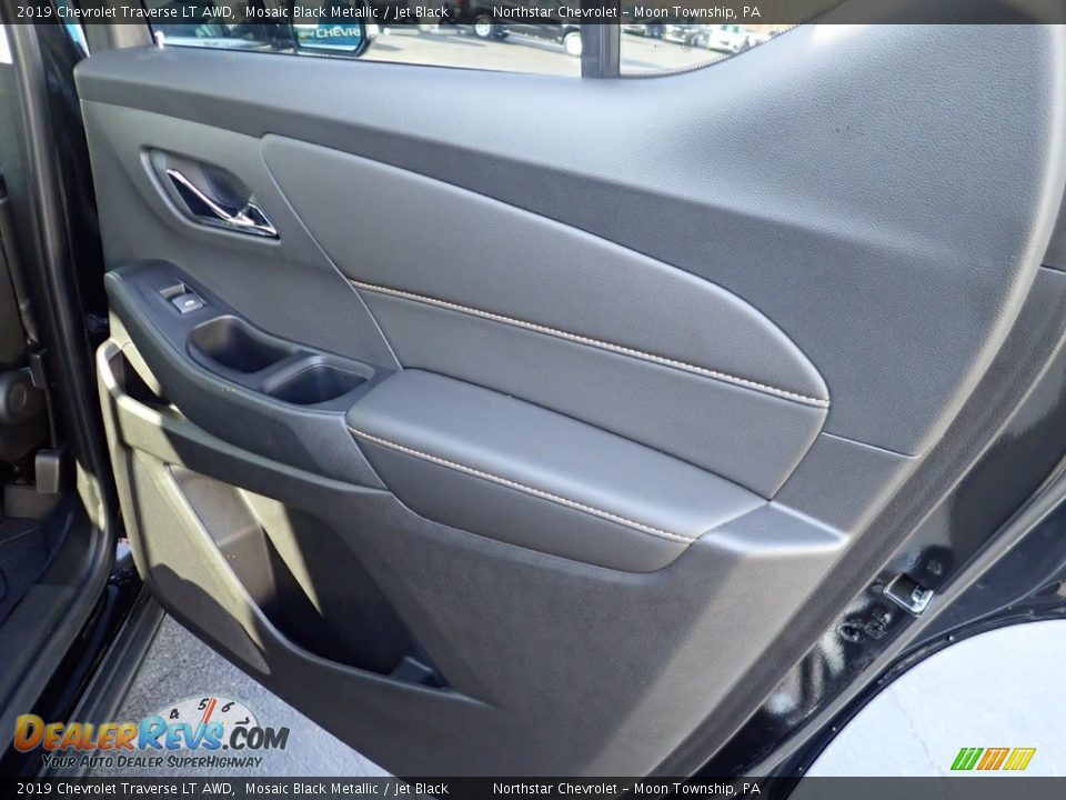 2019 Chevrolet Traverse LT AWD Mosaic Black Metallic / Jet Black Photo #19