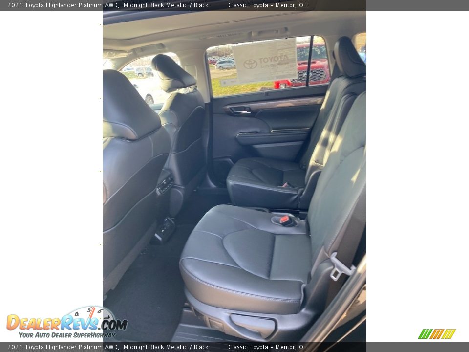 2021 Toyota Highlander Platinum AWD Midnight Black Metallic / Black Photo #3
