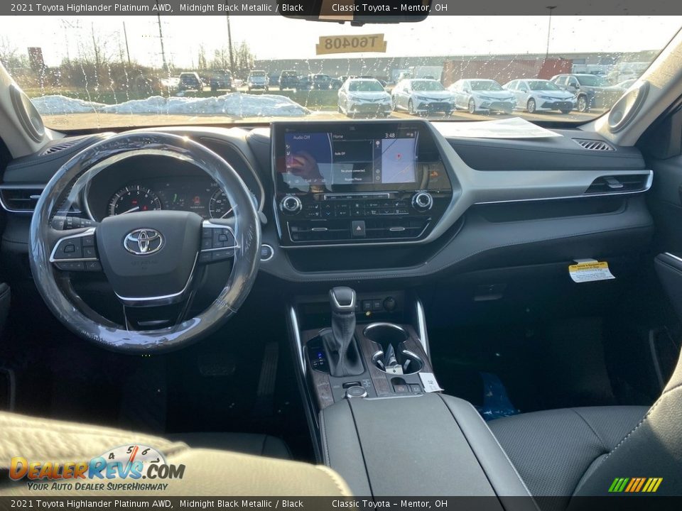 2021 Toyota Highlander Platinum AWD Midnight Black Metallic / Black Photo #4