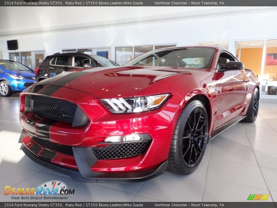 2019 Ford Mustang Shelby GT350 Ruby Red / GT350 Ebony Leather/Miko Suede Photo #2