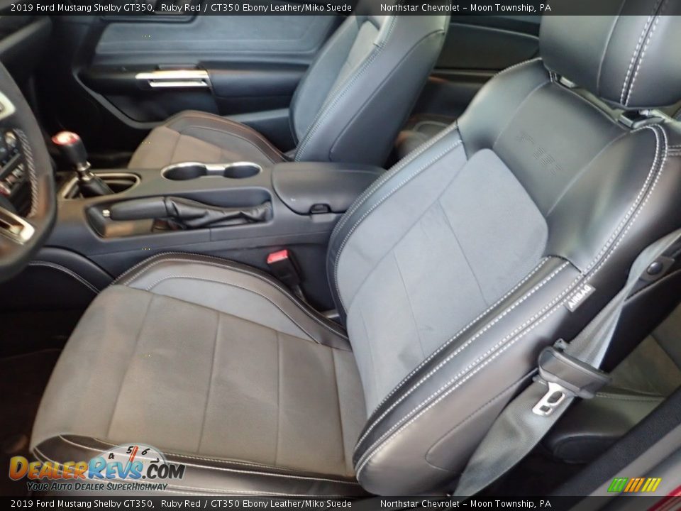 Front Seat of 2019 Ford Mustang Shelby GT350 Photo #21