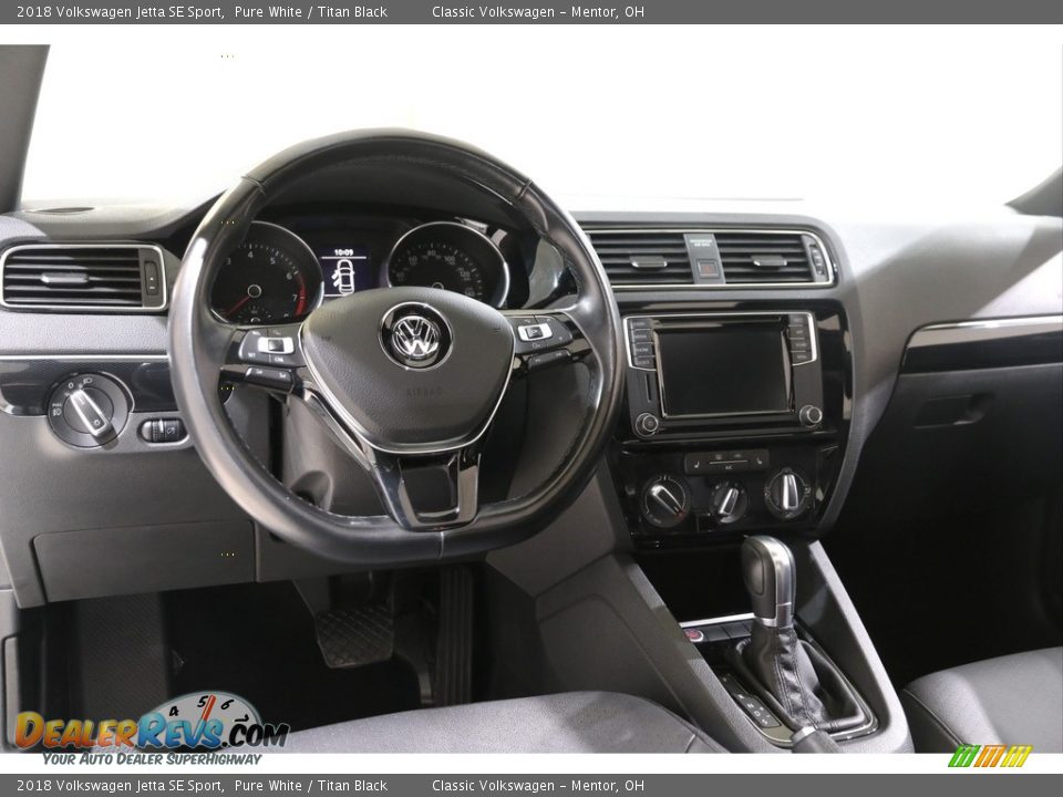 Dashboard of 2018 Volkswagen Jetta SE Sport Photo #6