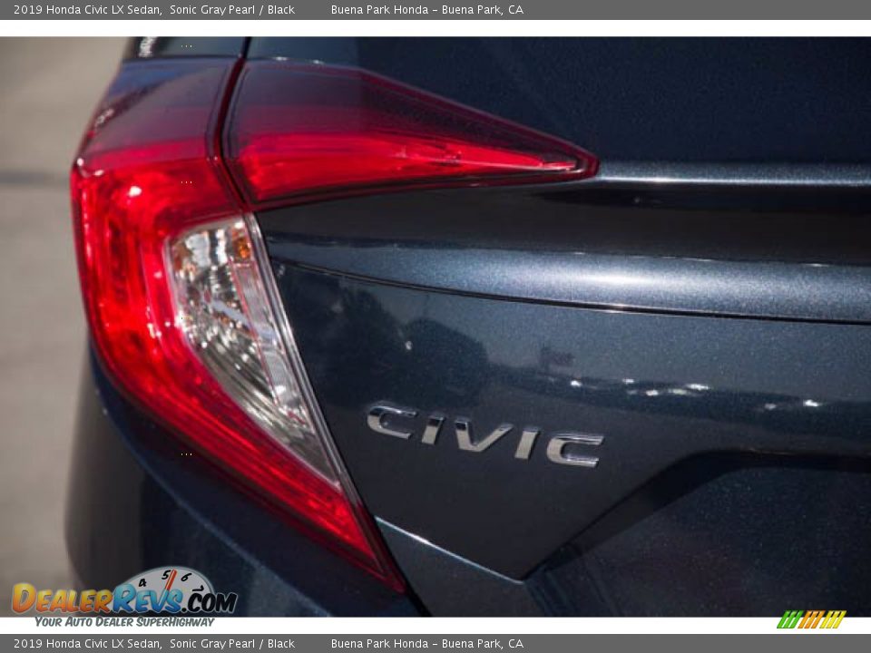 2019 Honda Civic LX Sedan Sonic Gray Pearl / Black Photo #12