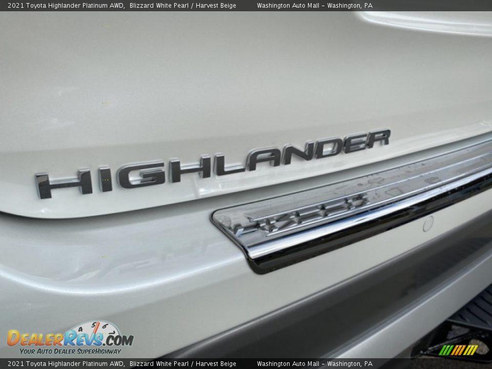 2021 Toyota Highlander Platinum AWD Blizzard White Pearl / Harvest Beige Photo #27