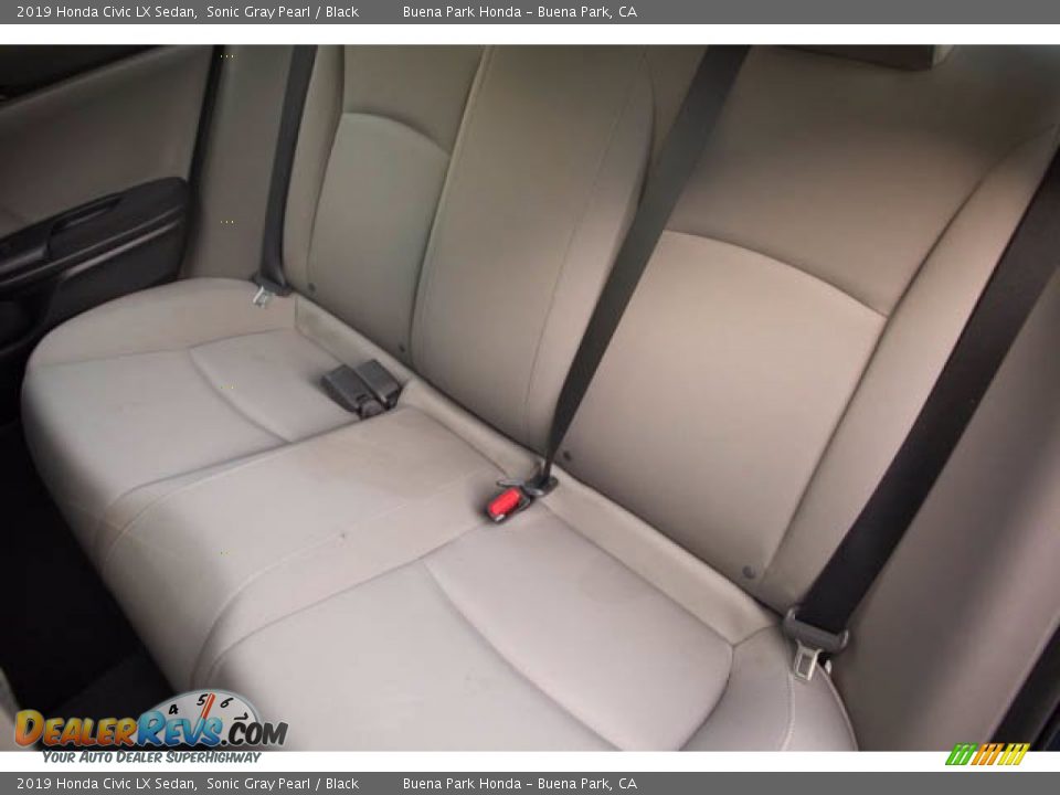 2019 Honda Civic LX Sedan Sonic Gray Pearl / Black Photo #19