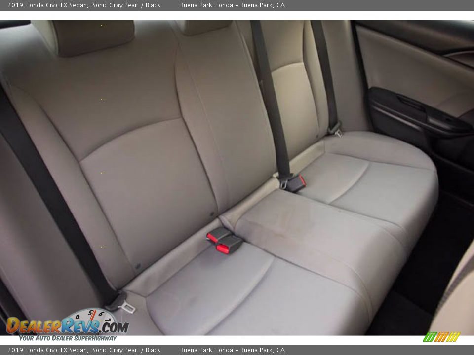 2019 Honda Civic LX Sedan Sonic Gray Pearl / Black Photo #22