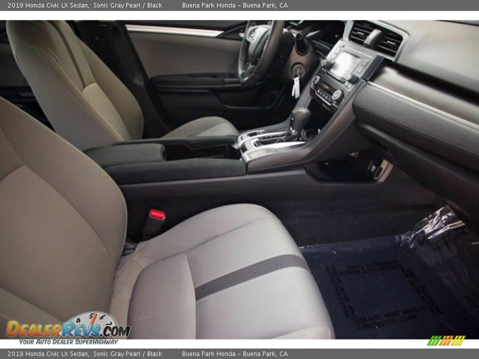 2019 Honda Civic LX Sedan Sonic Gray Pearl / Black Photo #23