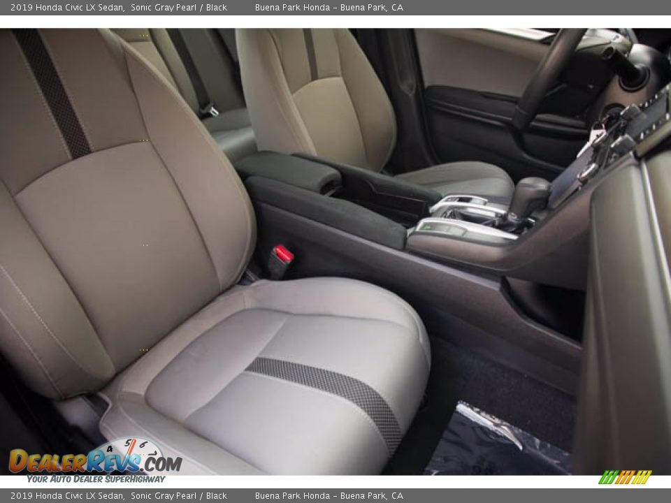 2019 Honda Civic LX Sedan Sonic Gray Pearl / Black Photo #25