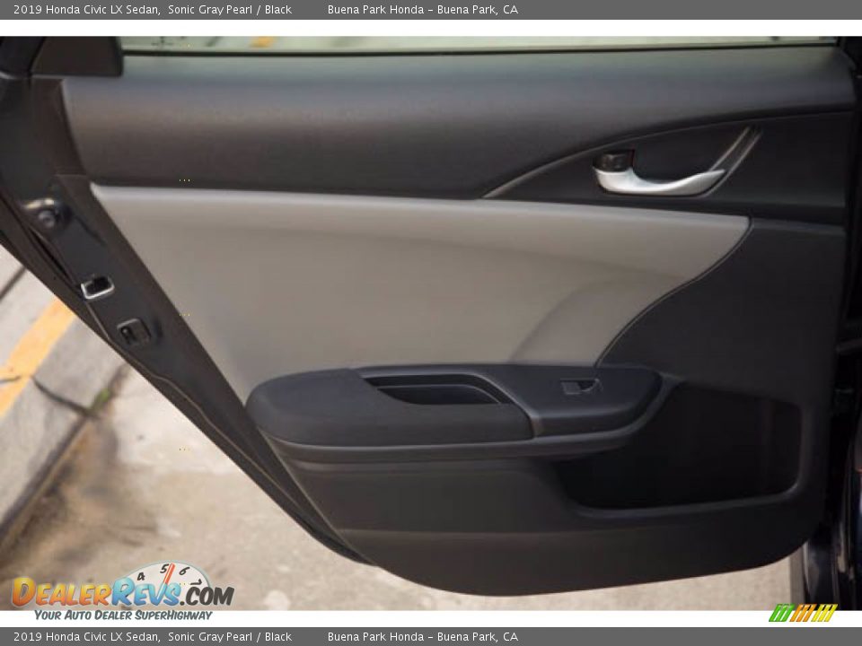 2019 Honda Civic LX Sedan Sonic Gray Pearl / Black Photo #31