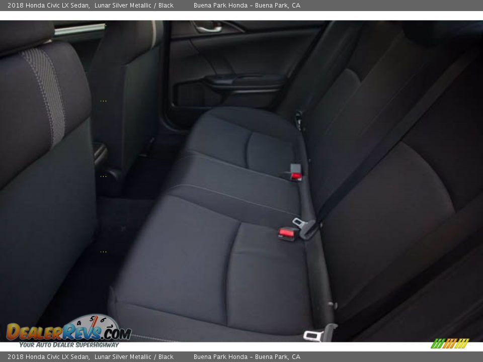 2018 Honda Civic LX Sedan Lunar Silver Metallic / Black Photo #4