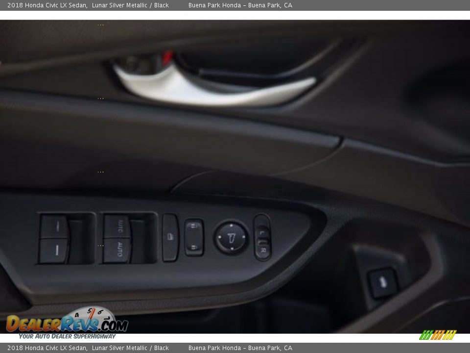 2018 Honda Civic LX Sedan Lunar Silver Metallic / Black Photo #30