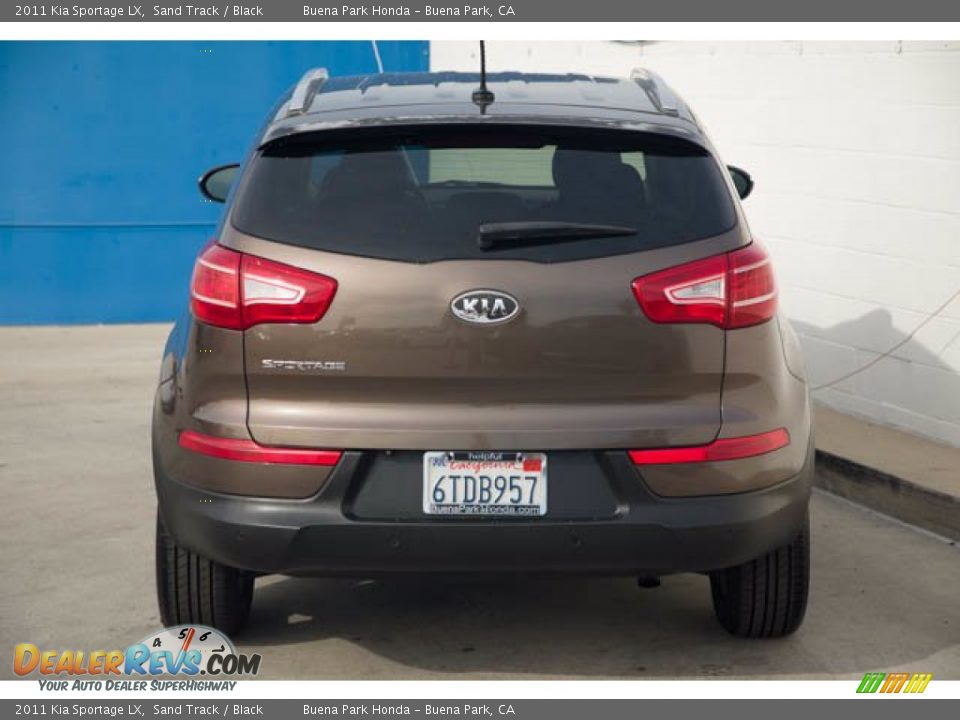 2011 Kia Sportage LX Sand Track / Black Photo #11