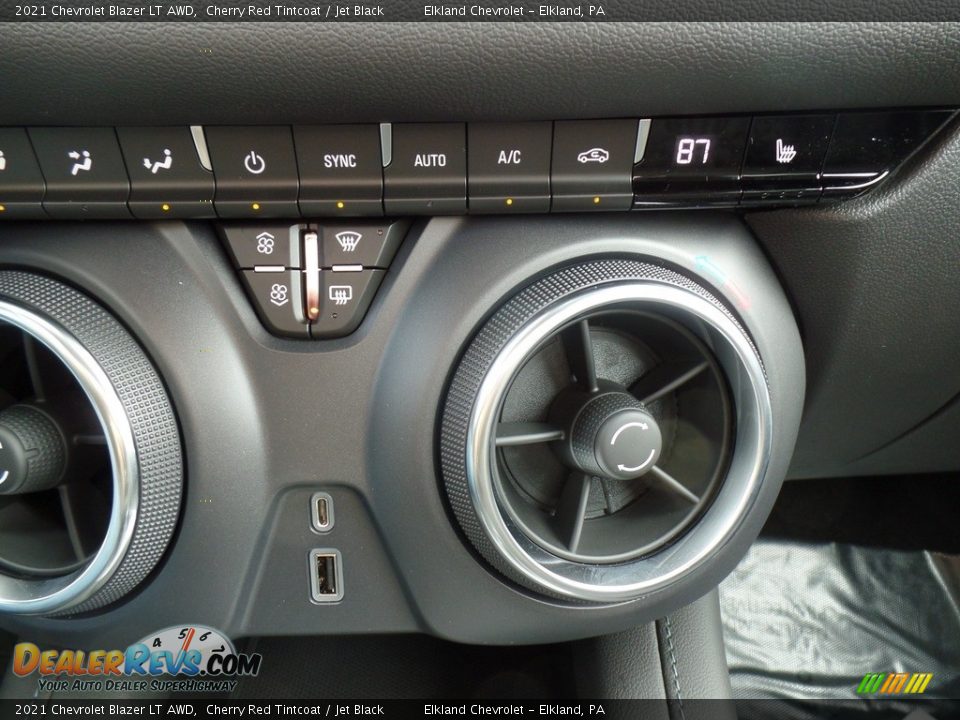 Controls of 2021 Chevrolet Blazer LT AWD Photo #29