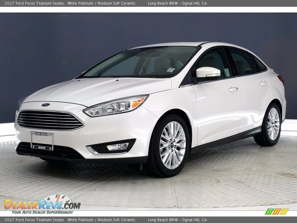 2017 Ford Focus Titanium Sedan White Platinum / Medium Soft Ceramic Photo #12