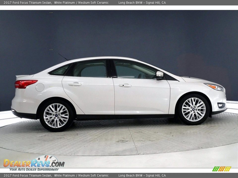 2017 Ford Focus Titanium Sedan White Platinum / Medium Soft Ceramic Photo #14