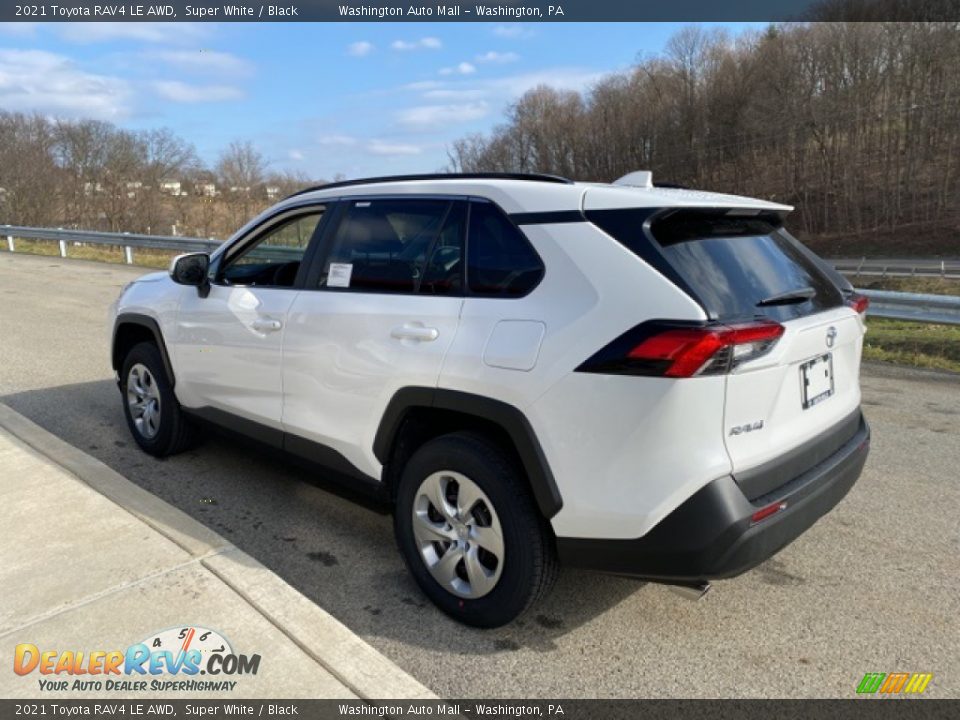 2021 Toyota RAV4 LE AWD Super White / Black Photo #2