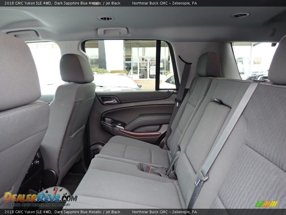 Rear Seat of 2018 GMC Yukon SLE 4WD Photo #18