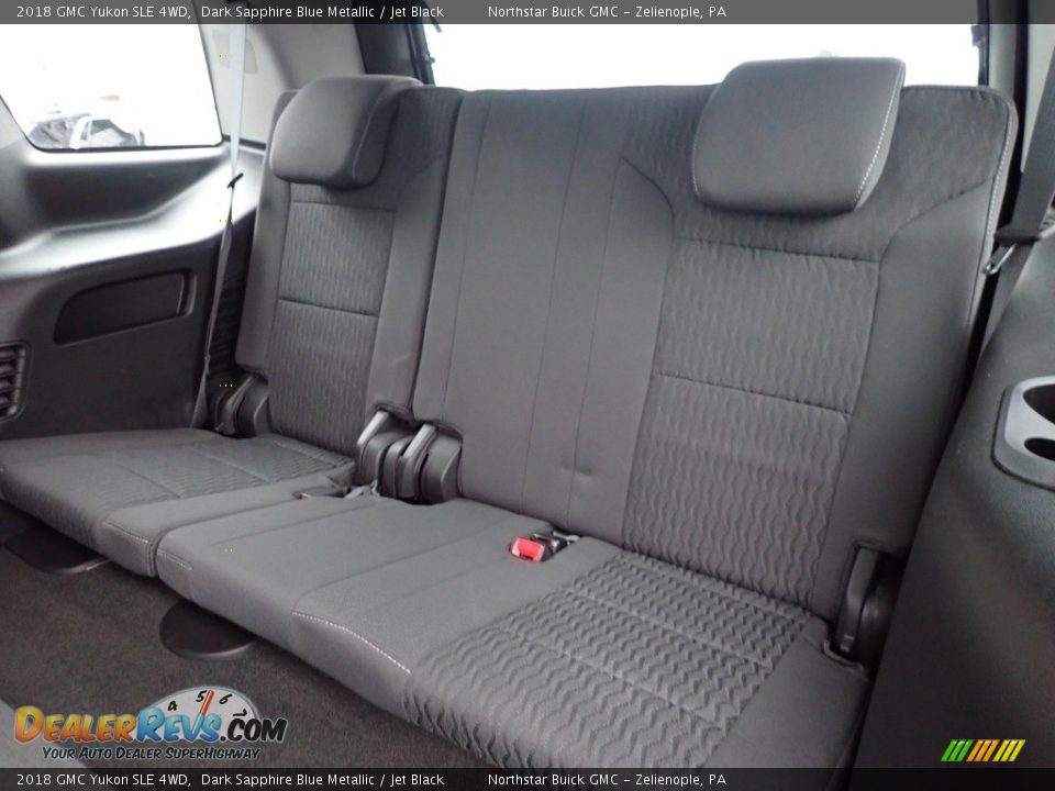 Rear Seat of 2018 GMC Yukon SLE 4WD Photo #19
