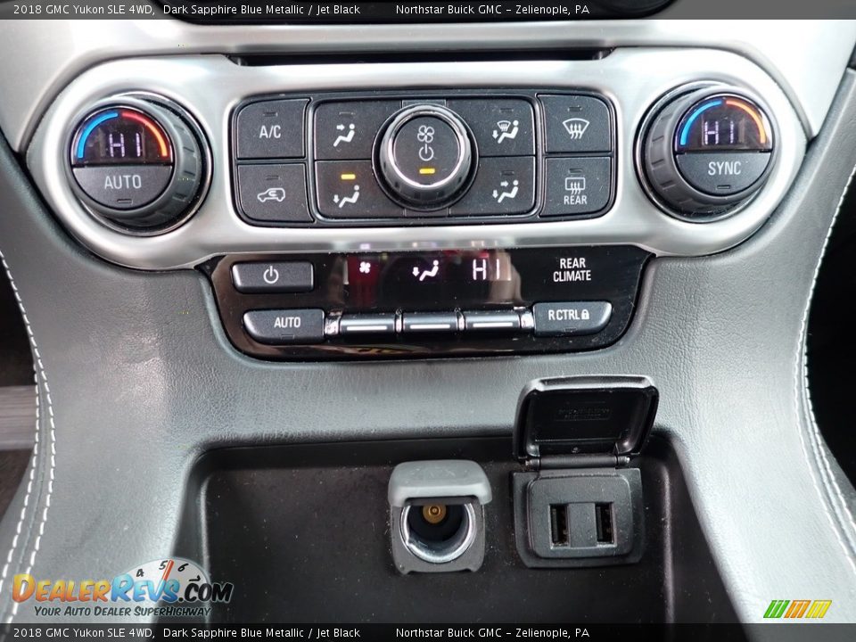 Controls of 2018 GMC Yukon SLE 4WD Photo #26