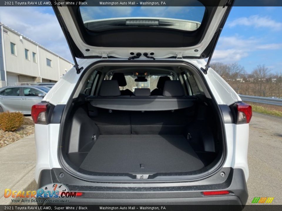 2021 Toyota RAV4 LE AWD Super White / Black Photo #23