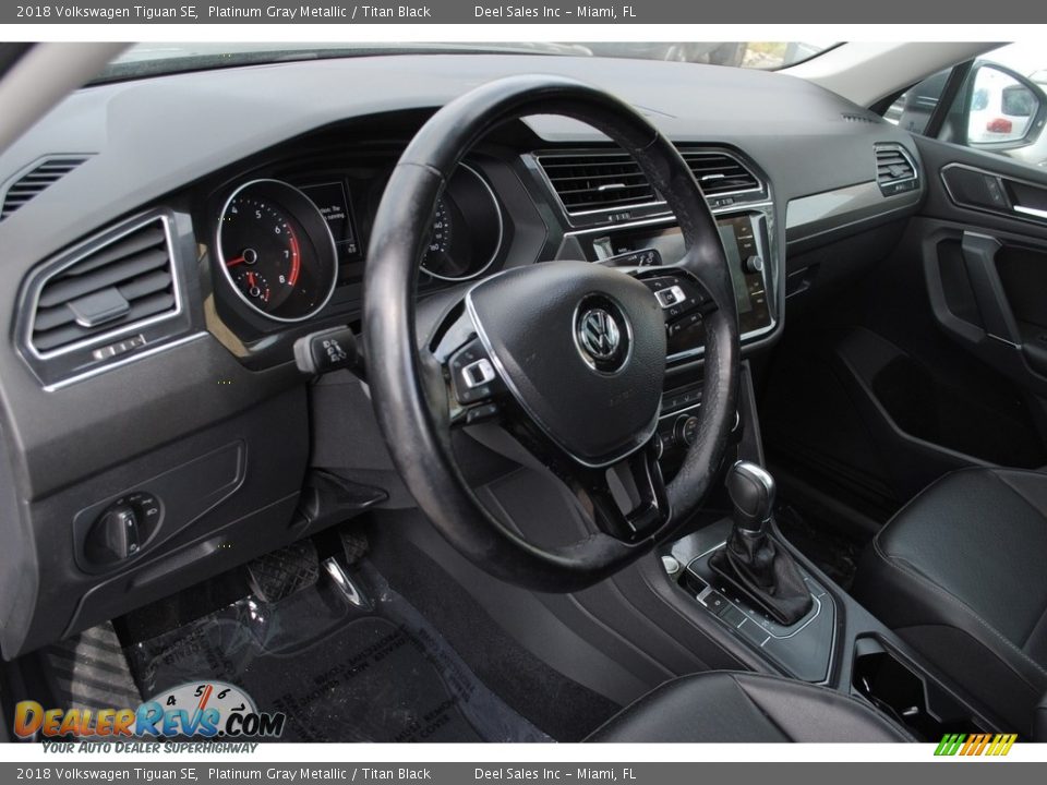 2018 Volkswagen Tiguan SE Platinum Gray Metallic / Titan Black Photo #15