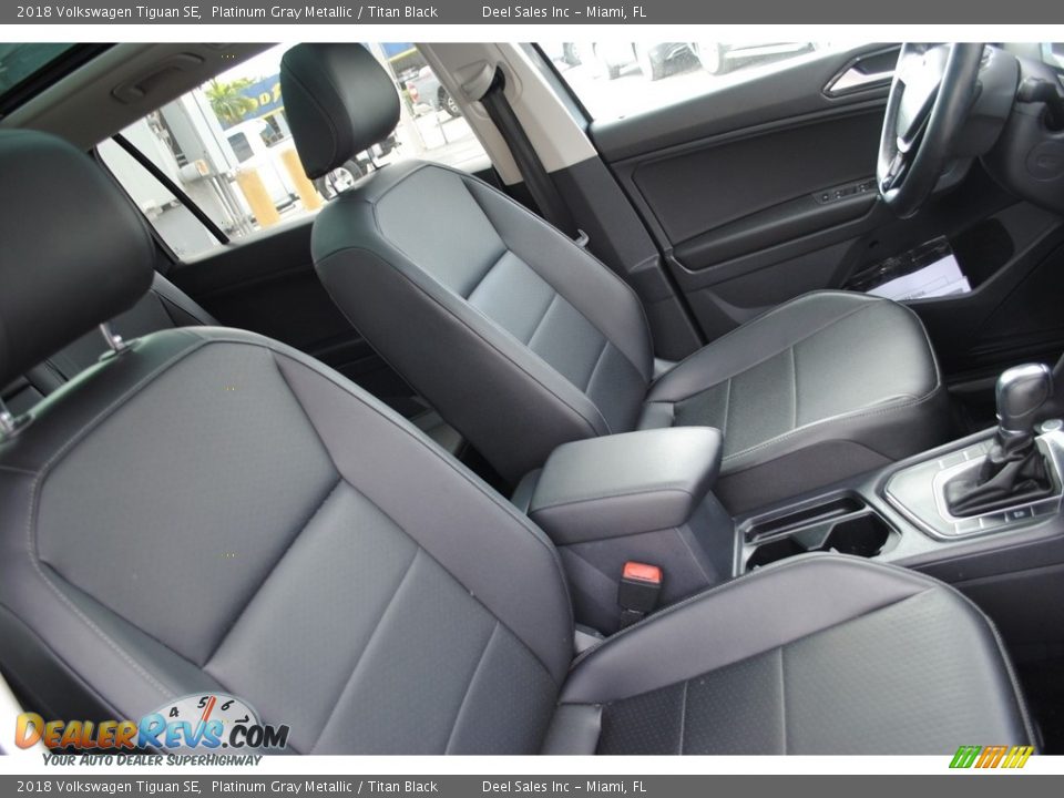 2018 Volkswagen Tiguan SE Platinum Gray Metallic / Titan Black Photo #18