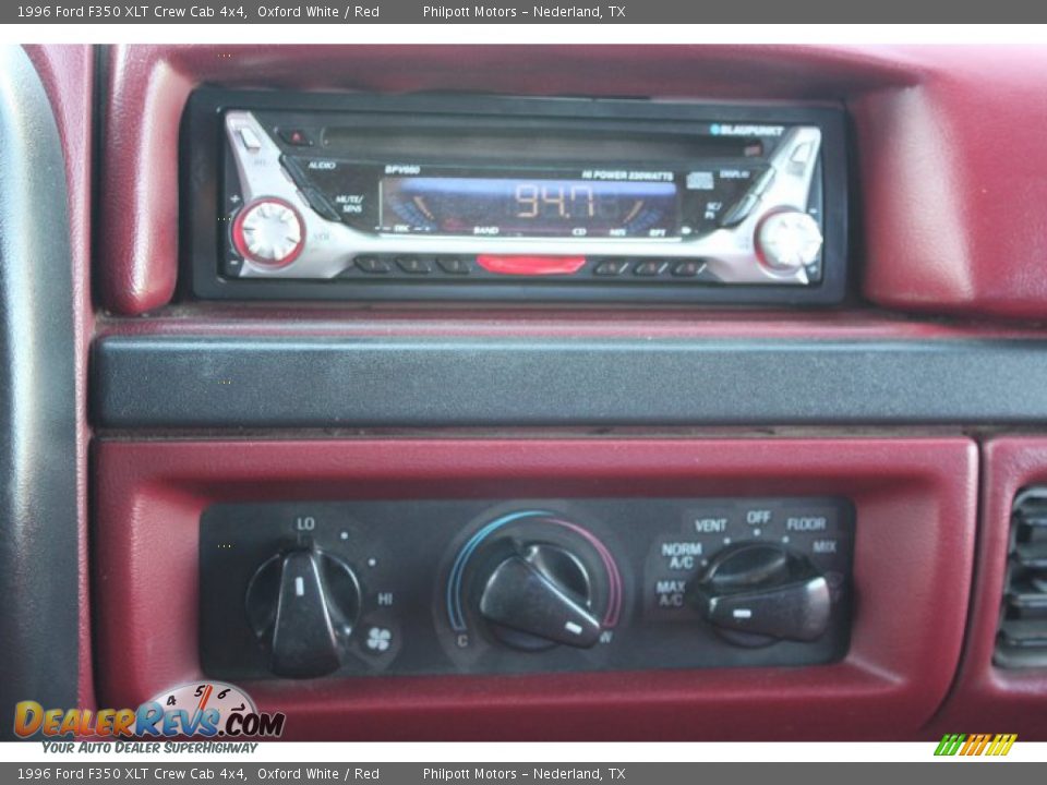 Controls of 1996 Ford F350 XLT Crew Cab 4x4 Photo #16