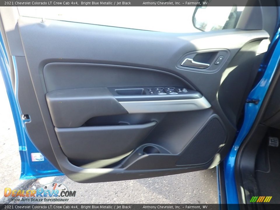 2021 Chevrolet Colorado LT Crew Cab 4x4 Bright Blue Metallic / Jet Black Photo #17