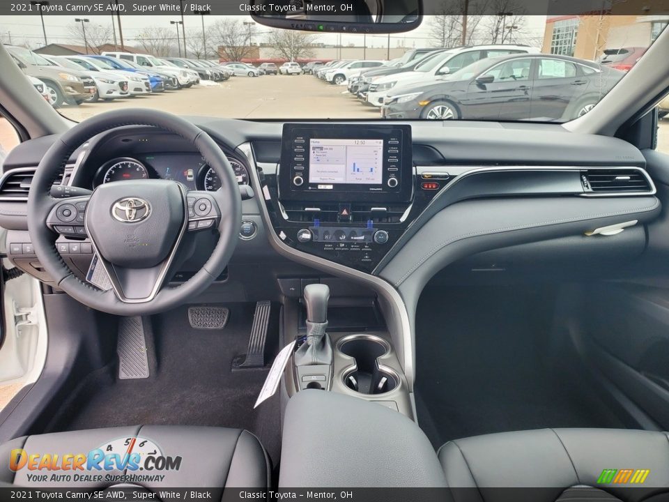 Black Interior - 2021 Toyota Camry SE AWD Photo #4