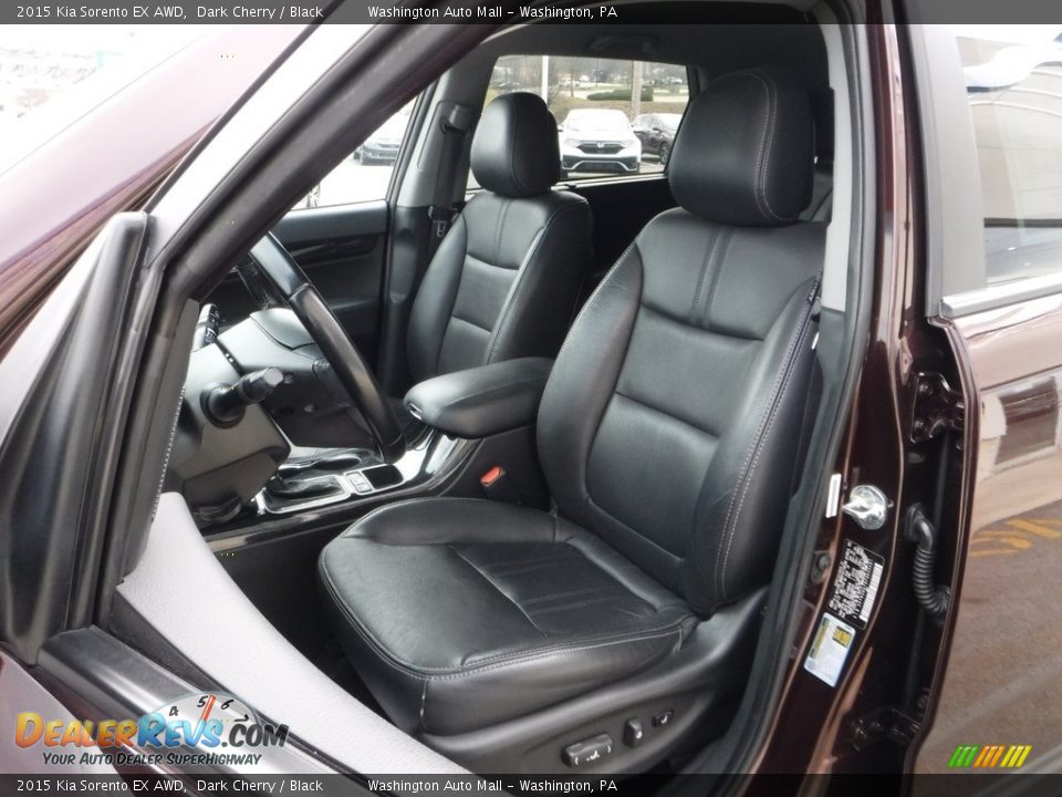 Front Seat of 2015 Kia Sorento EX AWD Photo #12