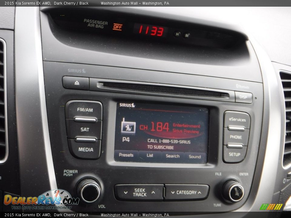 Controls of 2015 Kia Sorento EX AWD Photo #18