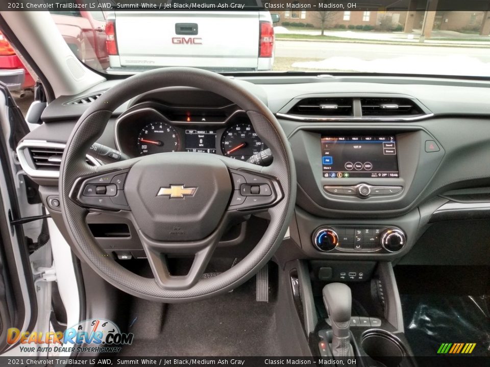 Dashboard of 2021 Chevrolet TrailBlazer LS AWD Photo #3