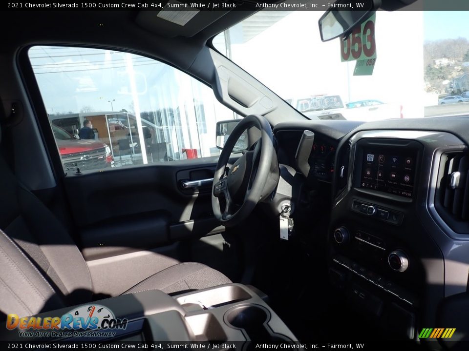 2021 Chevrolet Silverado 1500 Custom Crew Cab 4x4 Summit White / Jet Black Photo #10